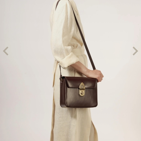 Beara Beara Bernadette Brown Leather Bag - Picture 10 of 11